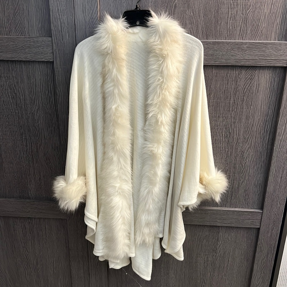 Off white faux fur shawl